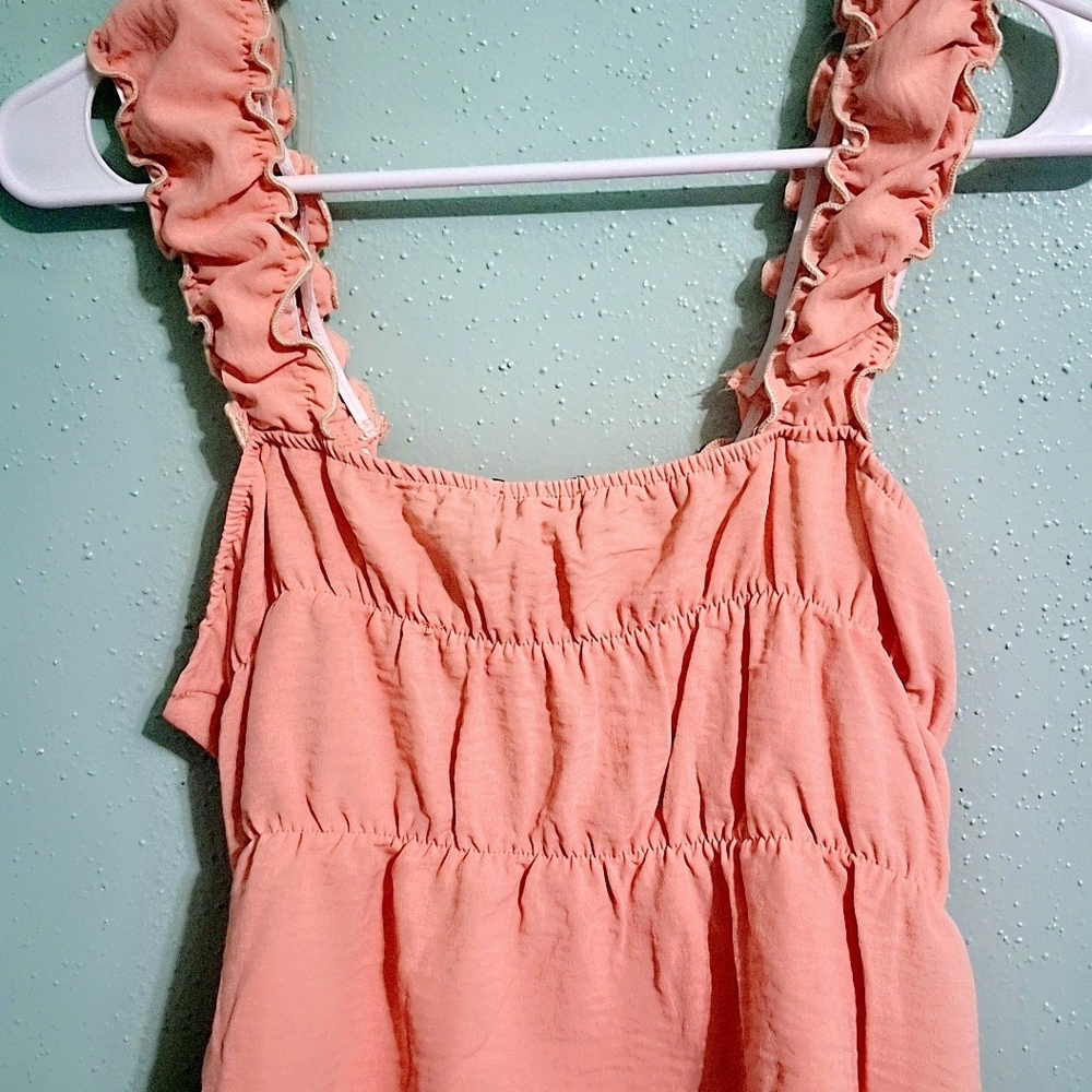 Discreet Blush Ruffle Blouse - Picture 2 of 3